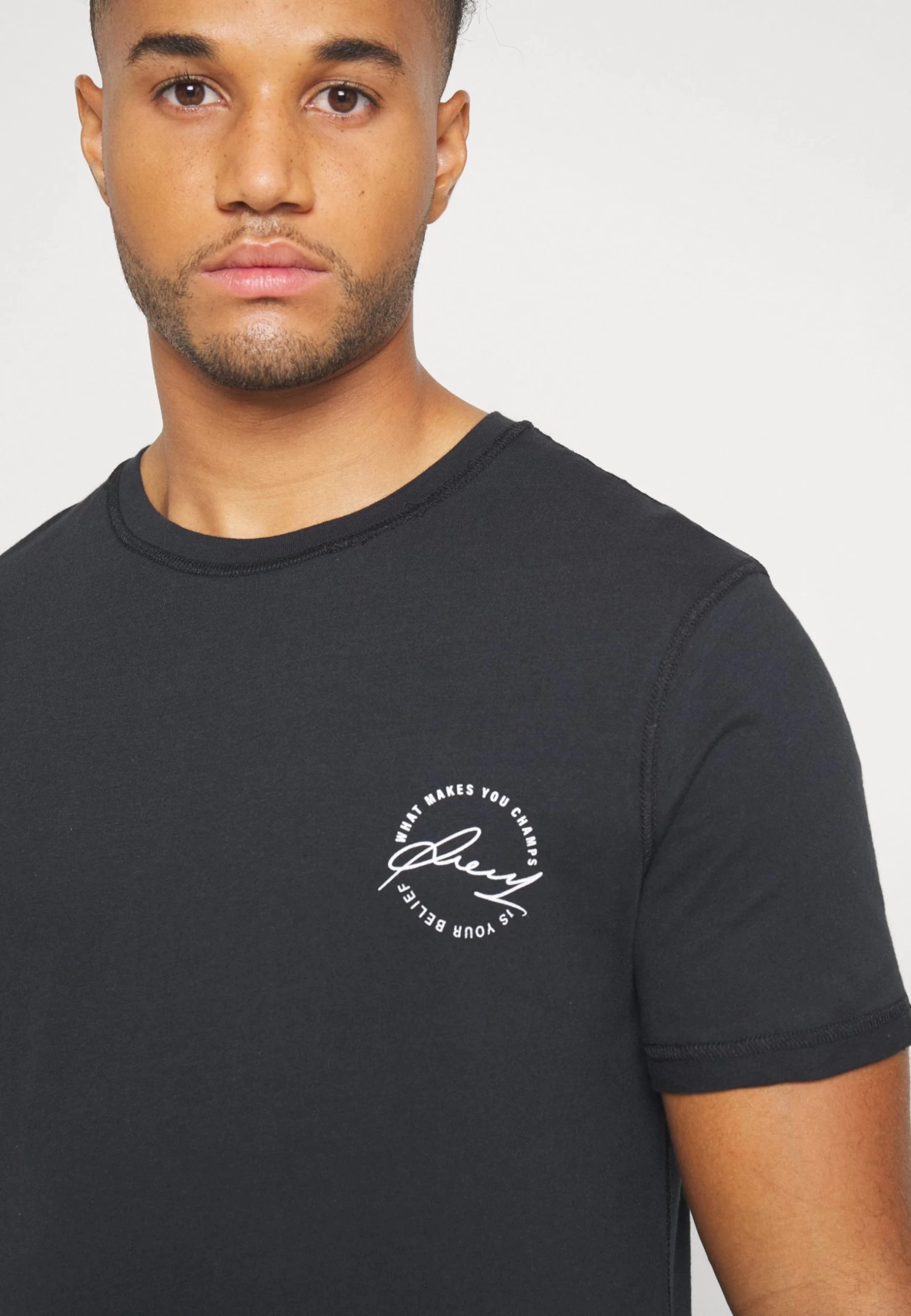 Pier One T-Shirt Con StampaBlack Uomo T-shirt E Polo PI922O0WG-Q11 - immagine 7