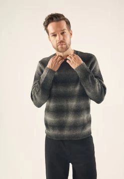 Pier One MaglioneBlack Uomo Maglieria PI922Q0BX-Q11