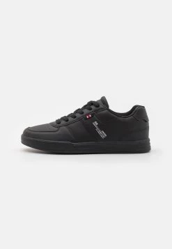 Pier One Unisex - Sneakers Basse - Black