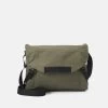 Pier One Borsa A TracollaOlive Uomo Borse PI952H06R-N11