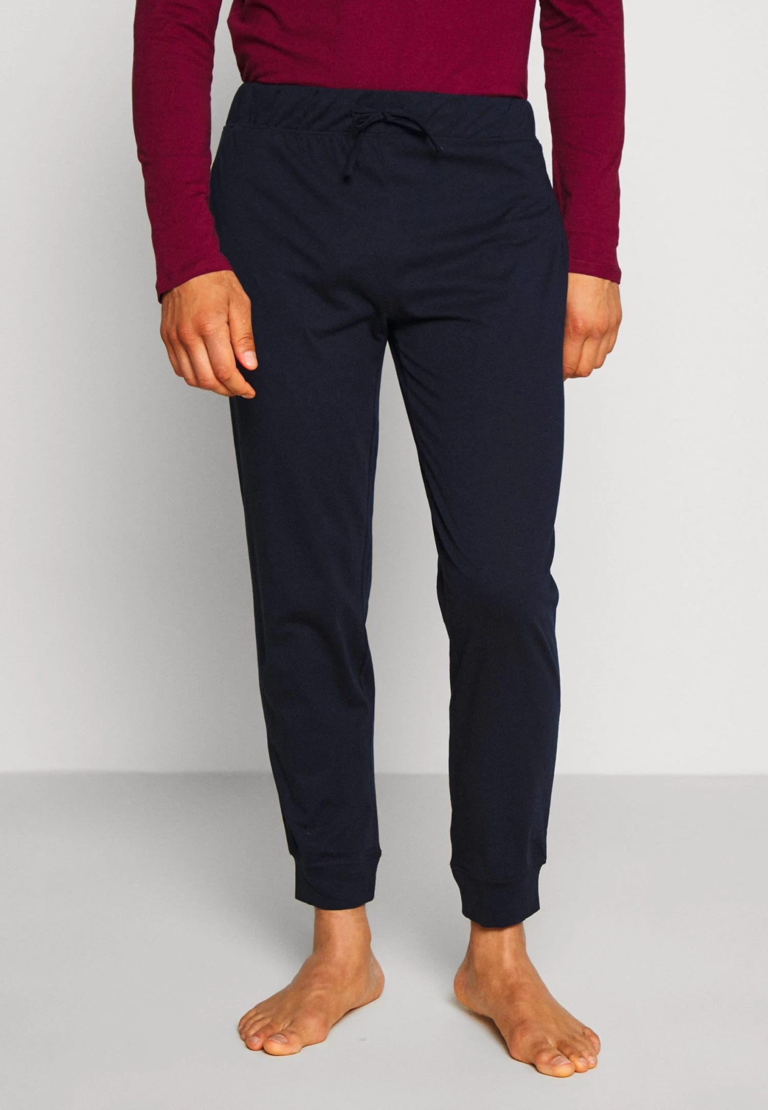 Pier One 2 PackPantaloni Del PigiamaDark Blue/Bordeaux Uomo Per La Notte PI982L00I-K11 - immagine 4